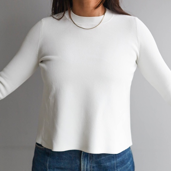 Babaton White Open-back Sweater - Picture 1 of 6